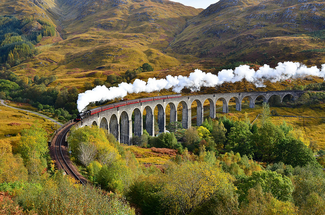 Glenfinnan-Viaduct-Scotland